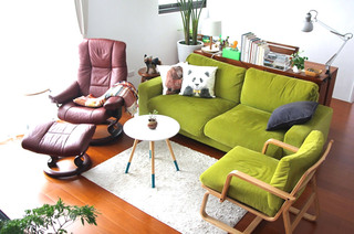 90平日式三居室客厅沙发图片