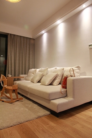 日式风格三居装修舒适地毯设计