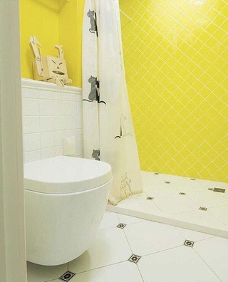 糖果色柠檬黄美式卫生间设计