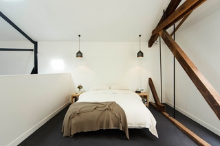 当LOFT遇上工业风 顺其自然的舒适感卧室设计