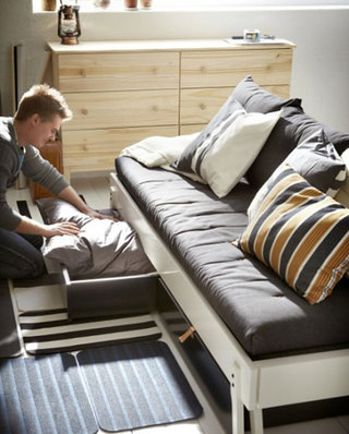 小户型单身公寓沙发床图片