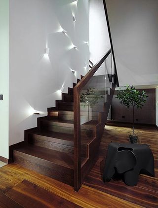 180㎡楼梯设计装饰图片