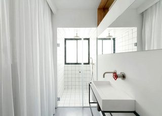 小空间浴室设计装饰图