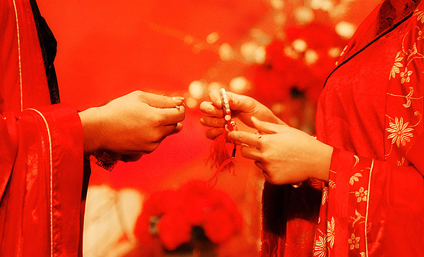中式婚礼费用要多少钱 中式婚礼必备元素有哪