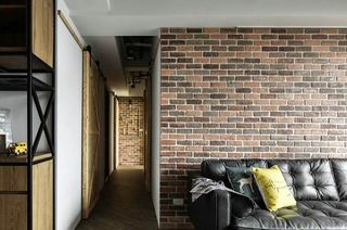 70平loft风格公寓沙发背景墙装修