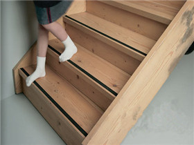 室内楼梯怎么防滑 楼梯踏步防滑处理方法