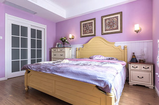146平美式风格二居卧室床品图片