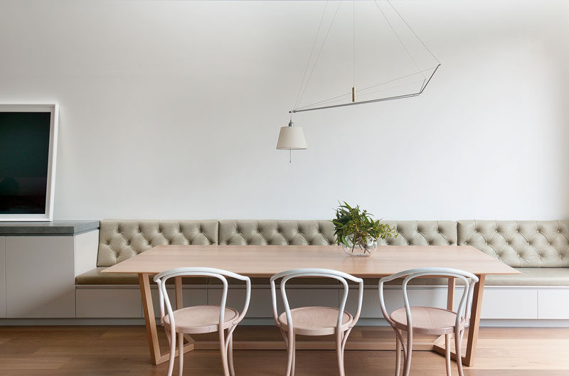 banquette-seating_191016_02-800x529