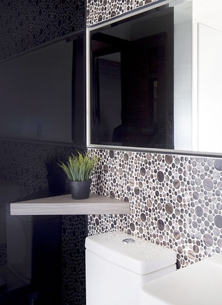 70平两居室北欧风格装修效果图浴室图片