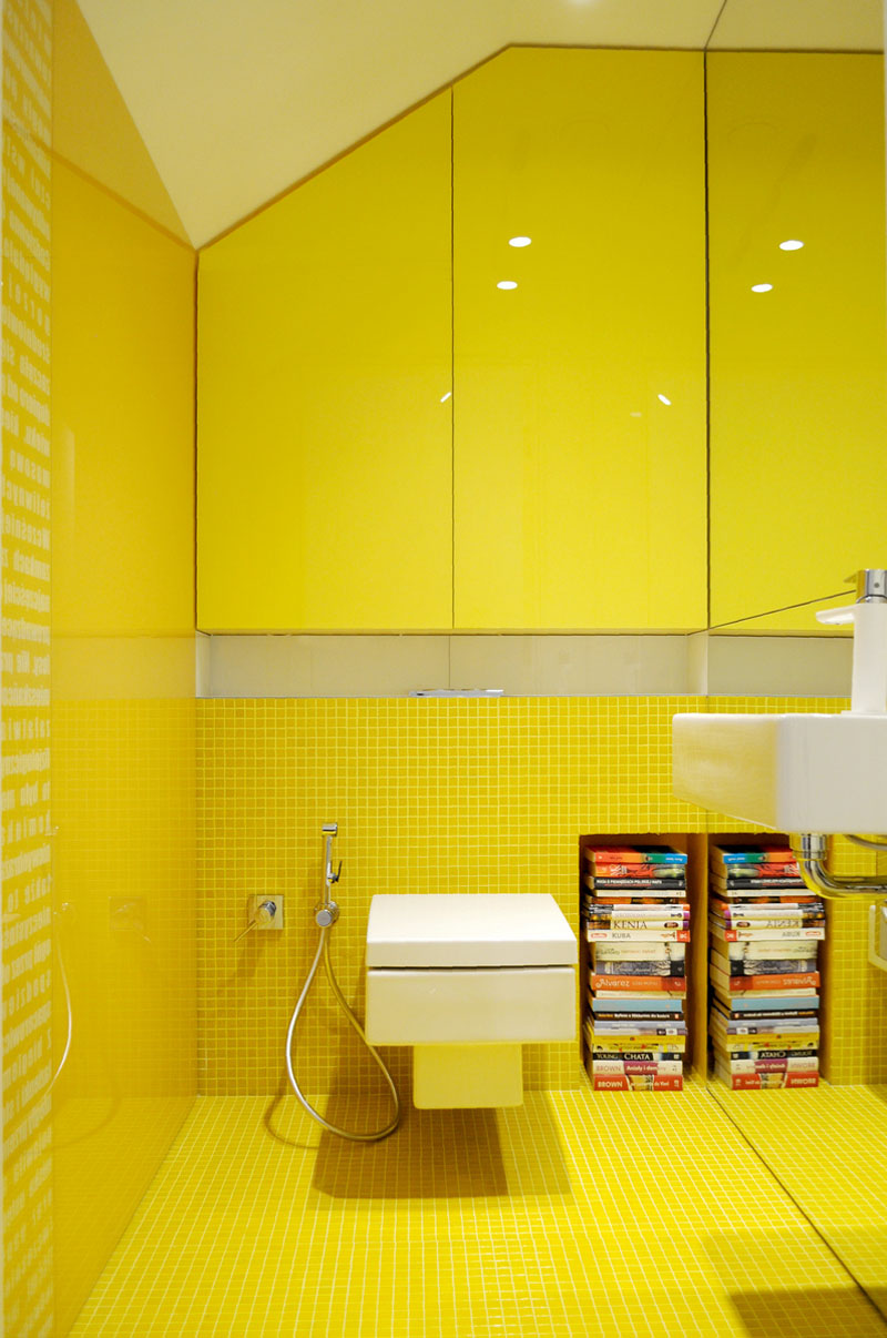 yellow-bathrooms_190316_04