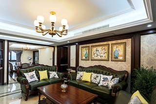 20万装古典风格三室两厅客厅吊灯图片