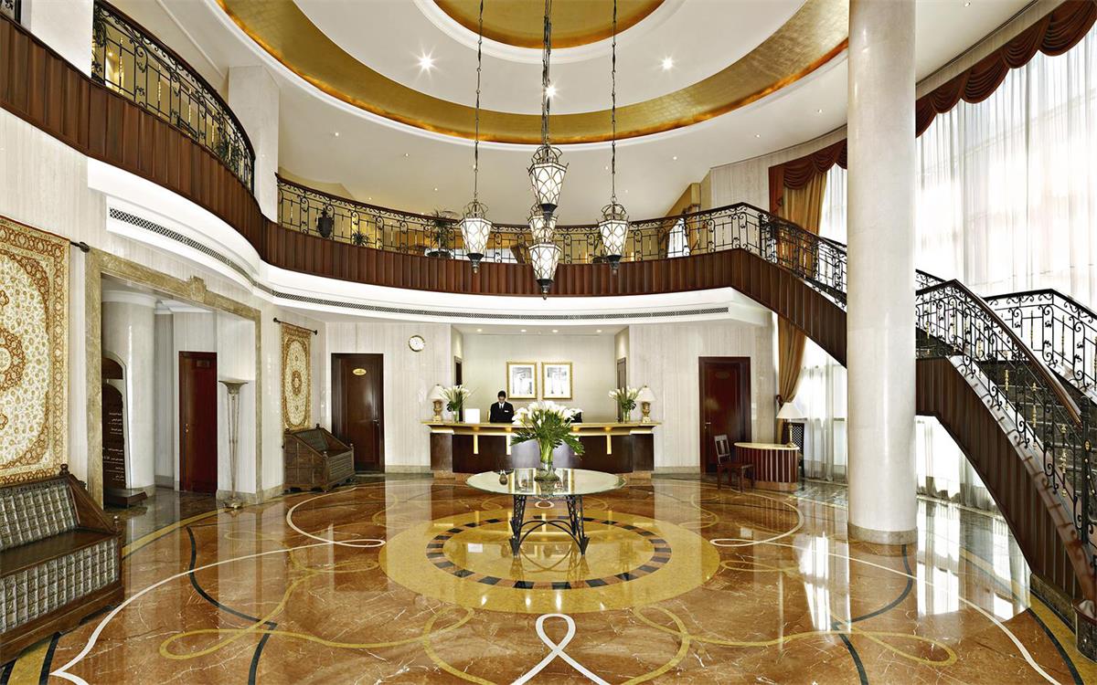 2)Al Sondos Suites by Le Méridien—Lobby 拍攝者