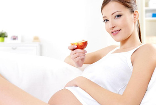 孕妇应该多吃什么水果 在孕期需要补充哪些营