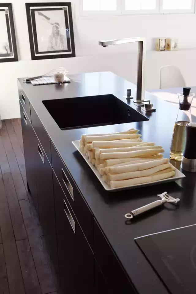 用爱格花色打造高品质的现代风格厨房