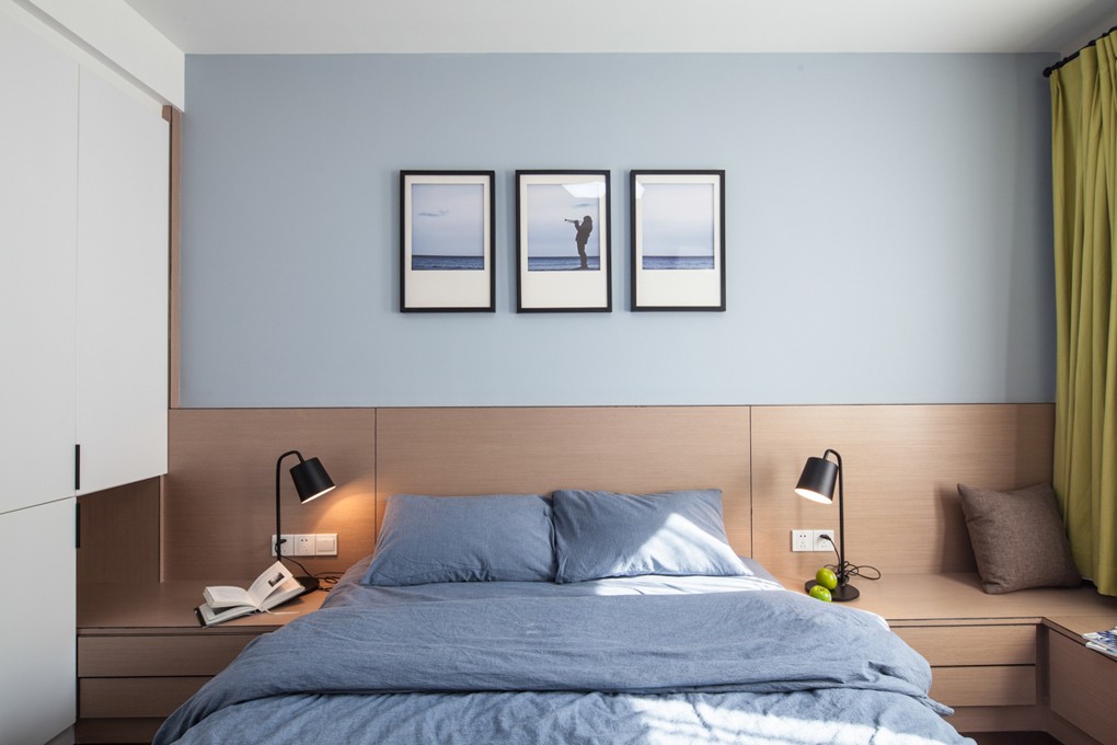 105㎡现代两居卧室背景墙装修效果图