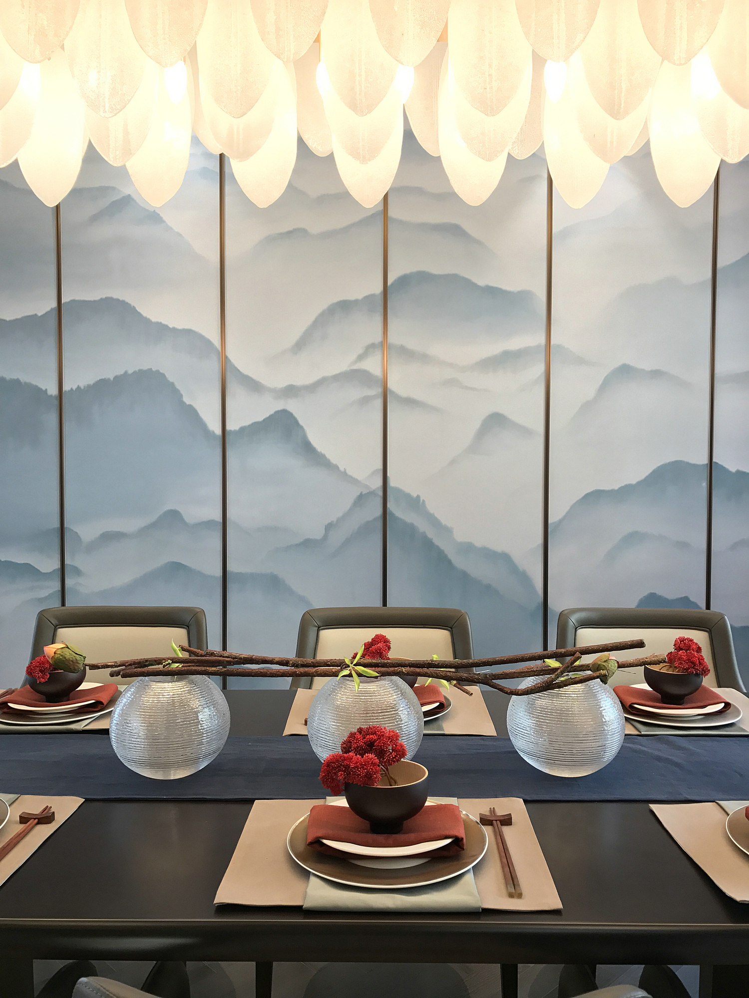 新中式别墅样板房餐厅局部装修效果图