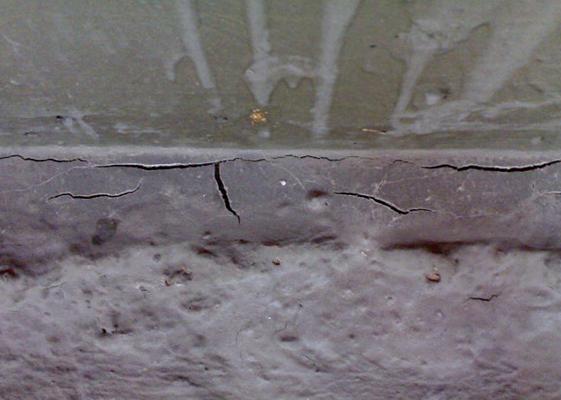 阳台、厨房、卫生间墙阴角水平渗漏，原来是“它”惹的祸！