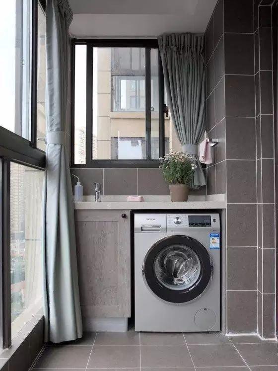 买的房子是小户型，洗衣机到底放哪好？
