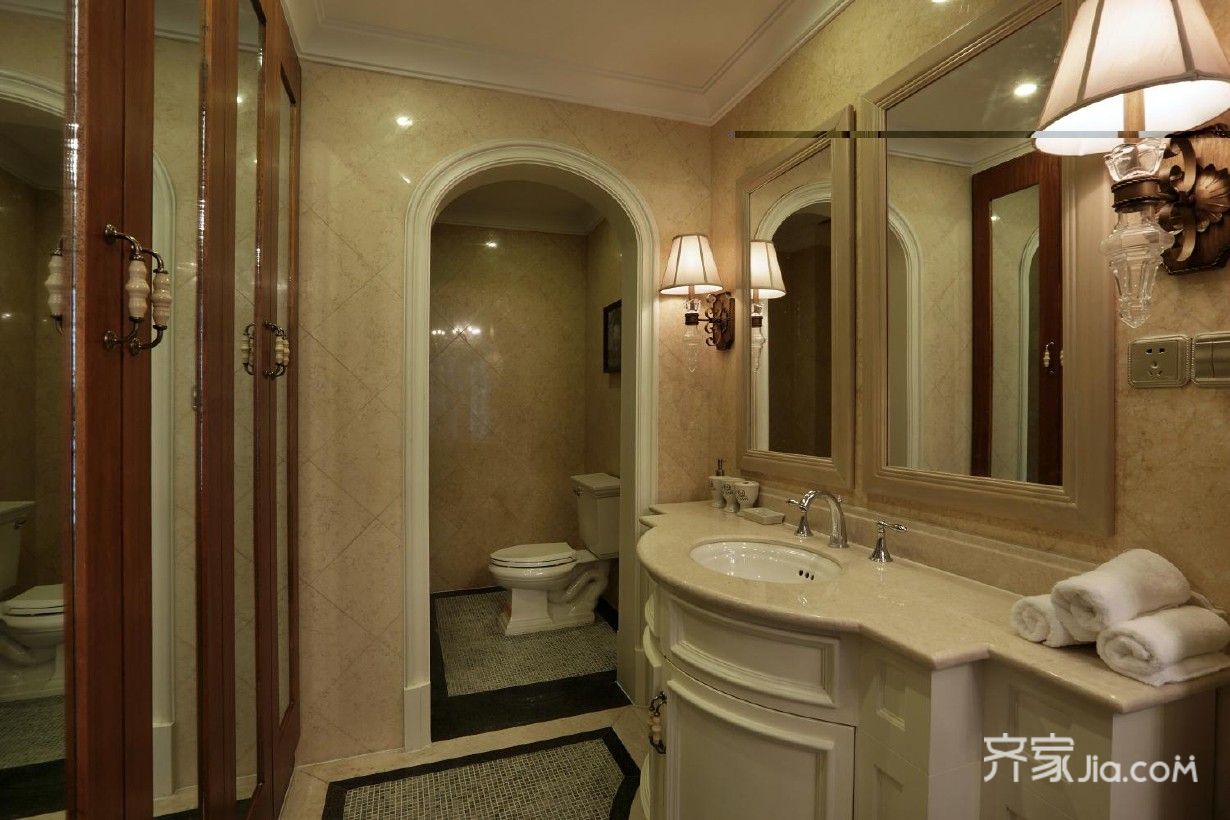 144平美式风格别墅卫生间装修效果图