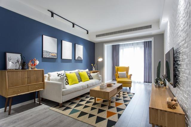 90平米两室一厅，蓝黄灰配色，堪比样板间