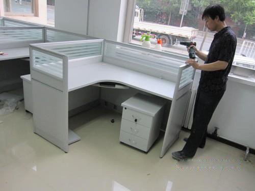 [上海美腾装饰]办公家具拆装方法 办公家具的价格是多少