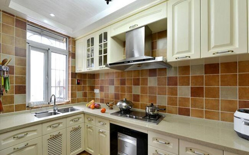 厨房砖装改用什么颜色