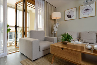 日式原木风三居装修沙发设计图