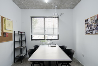 开物工作室办公空间装修会议室设计