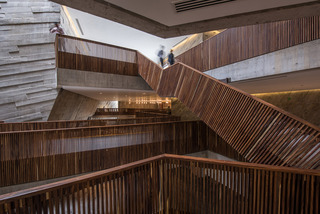 音乐厅楼梯连廊设计