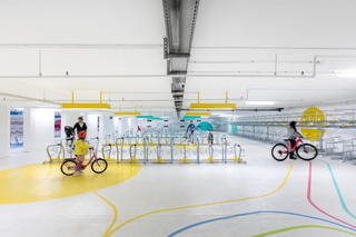 多彩自行车停车场设计效果图