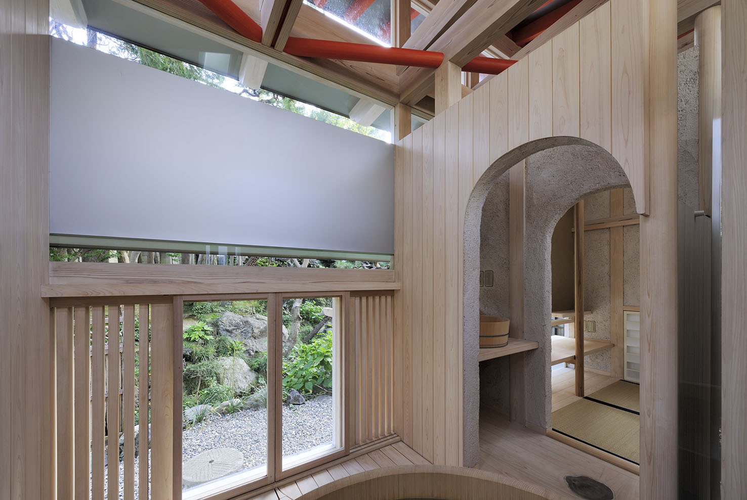 日式洗浴房拱形门洞装修效果图