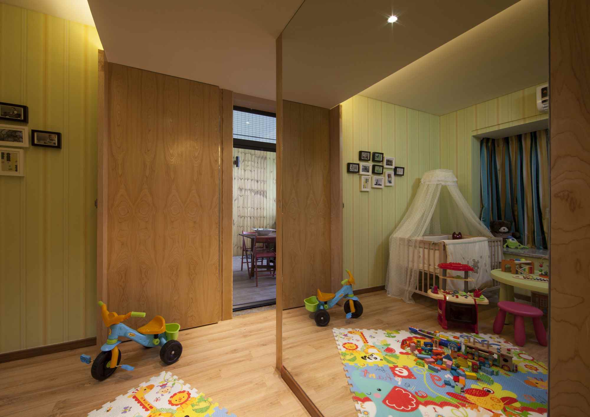 现代风三居室儿童房装修效果图