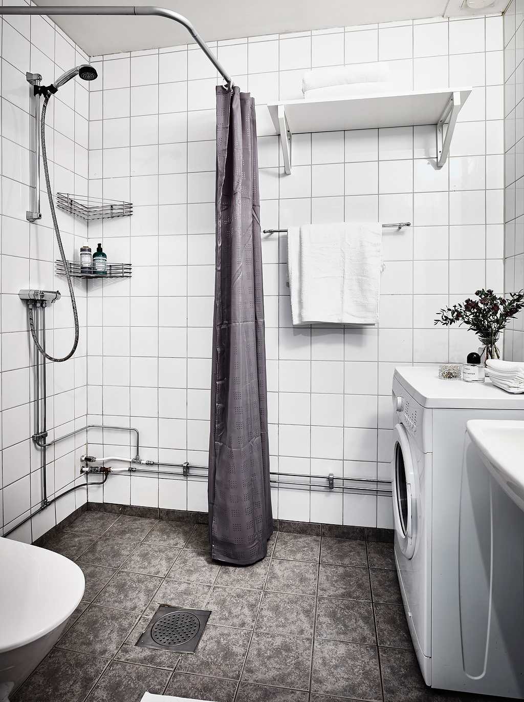 北欧风小户型公寓卫生间装修效果图