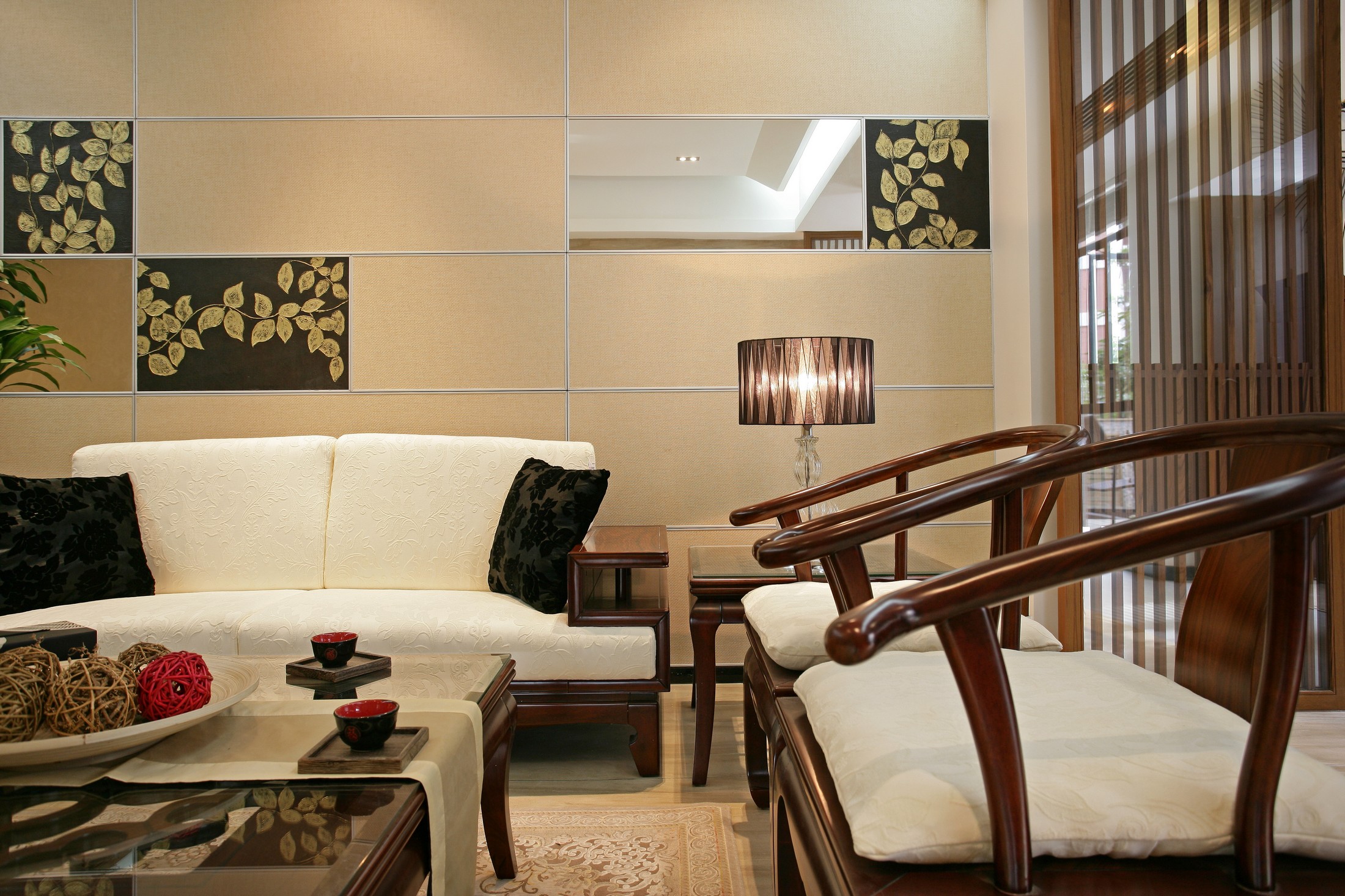 中式风格,140平米以上装修,20万以上装修,三居室装修,咖啡色,客厅