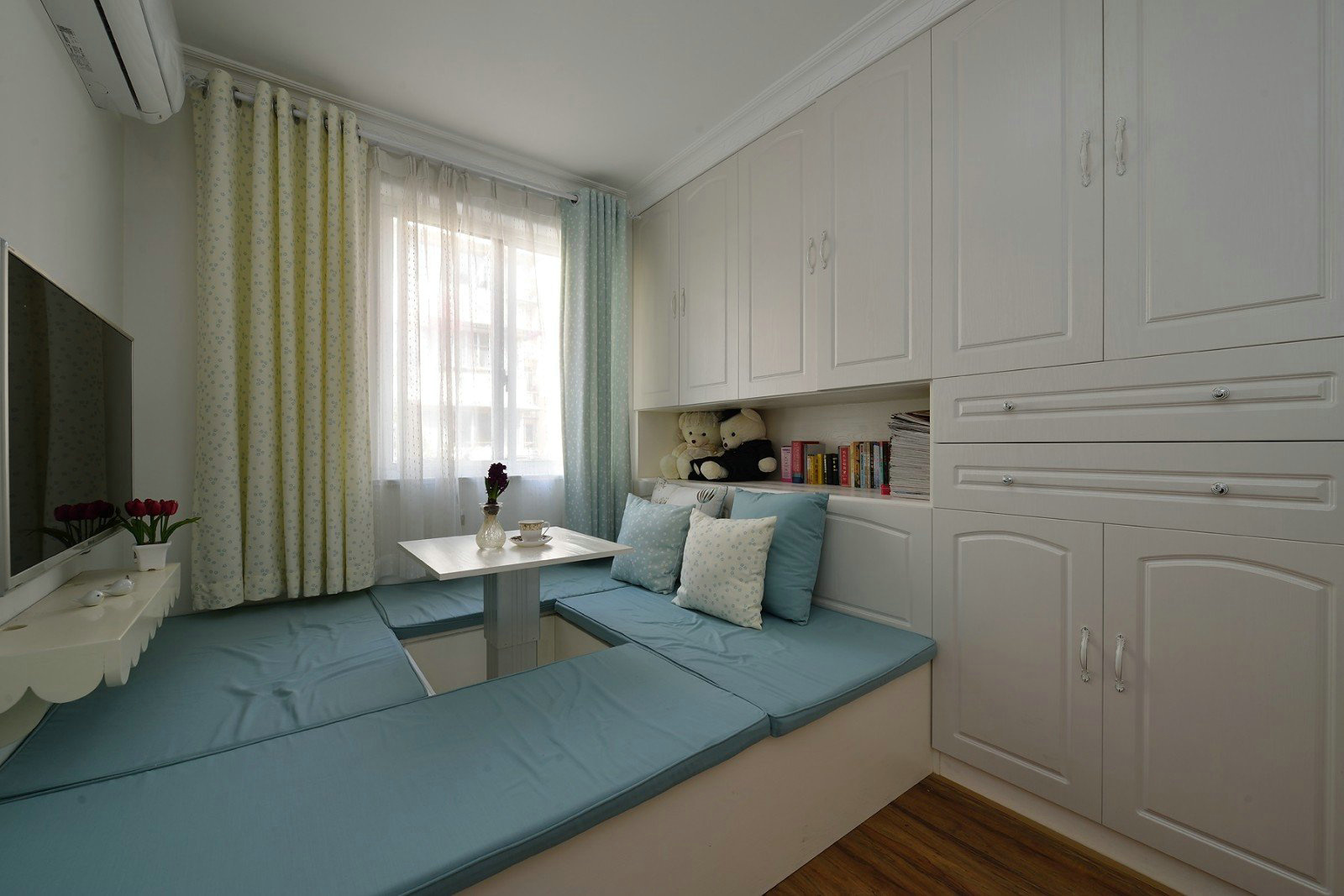 90平米装修,二居室装修,5-10万装修,地中海风格,蓝色,衣柜