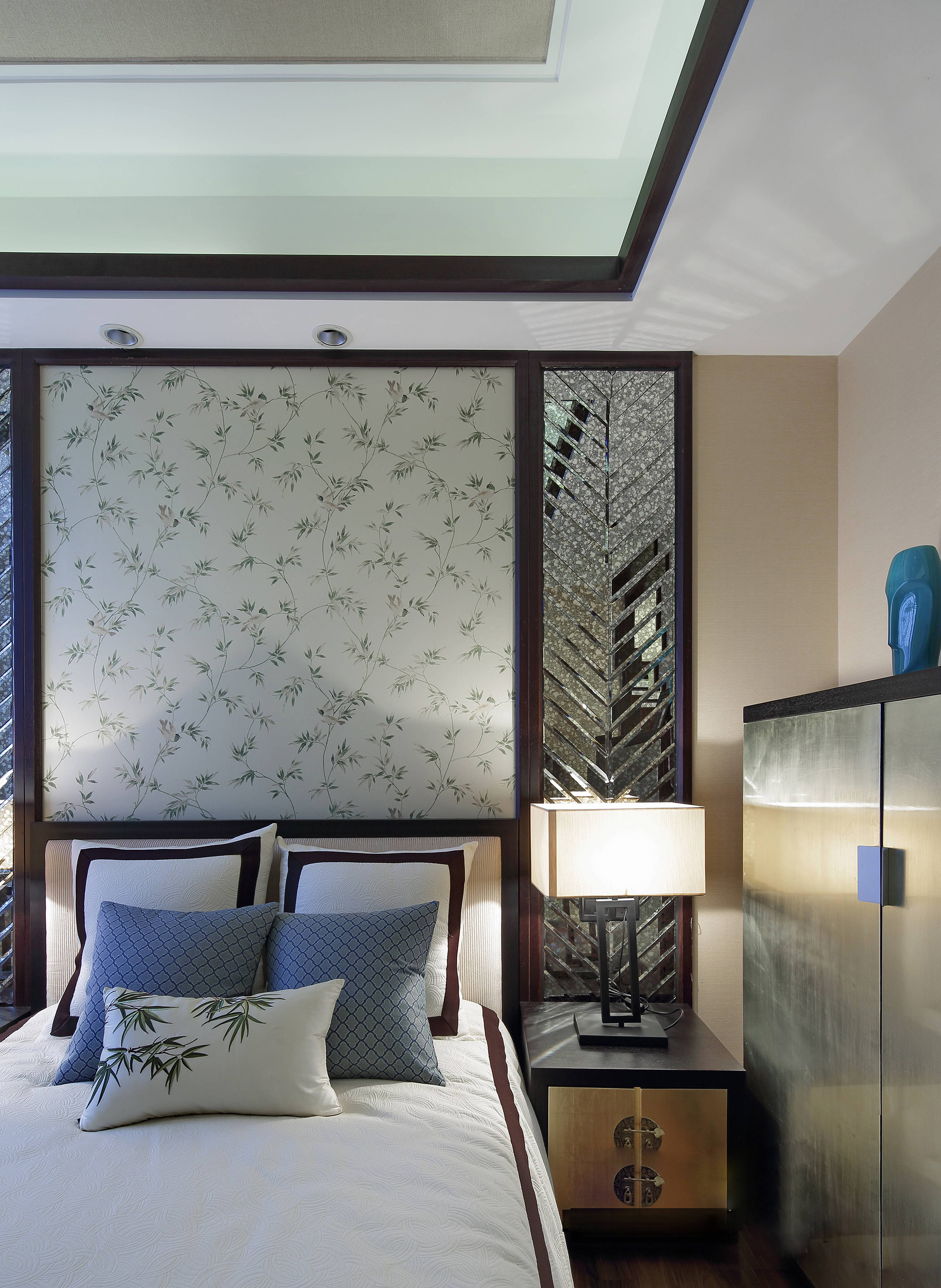 新中式风格样板房卧室装修效果图