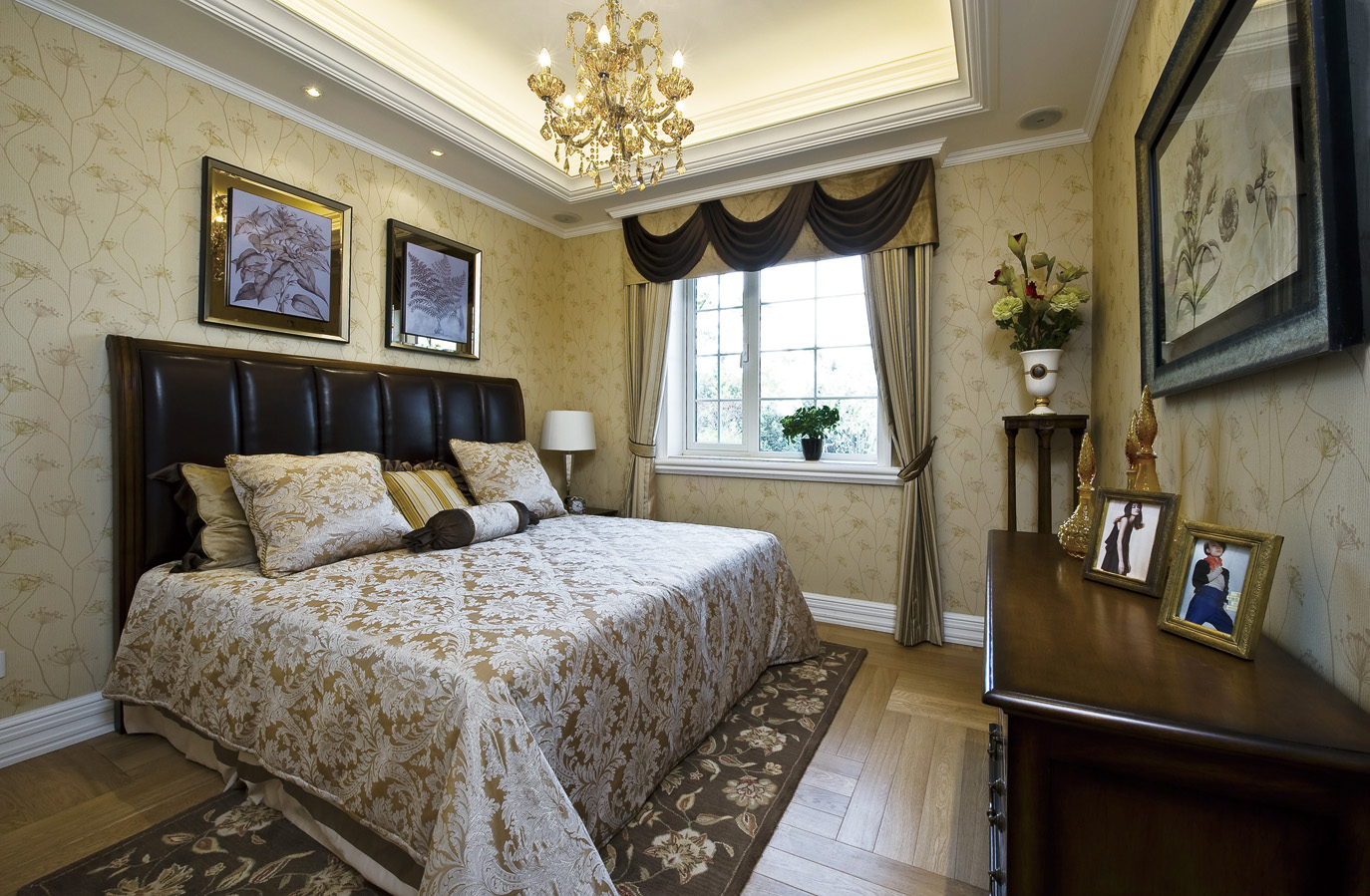 大户型奢华欧式风格卧室装修效果图