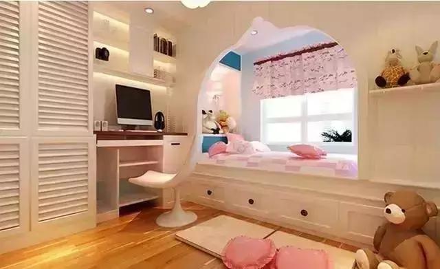 小户型卧室要是这样装，一间房可以当两间房来用