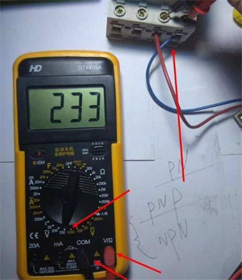 万用表如何测电流