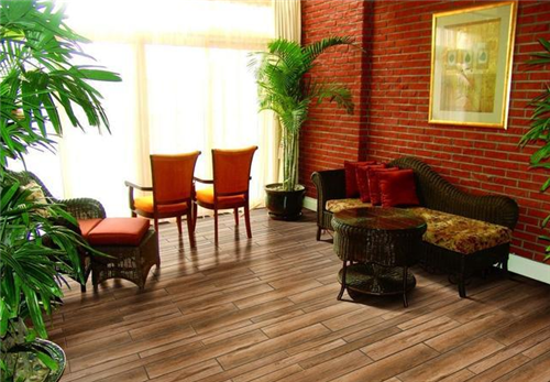 [上海新匠装饰]木地板含甲醛高吗 木地板去除甲醛有哪些妙招