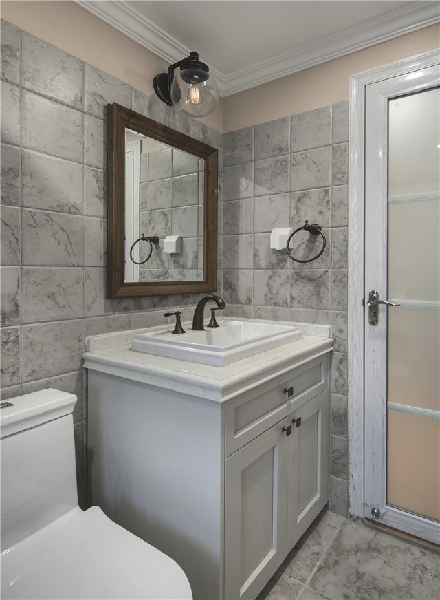 128㎡简约美式卫生间装修效果图_齐家网装修效果图