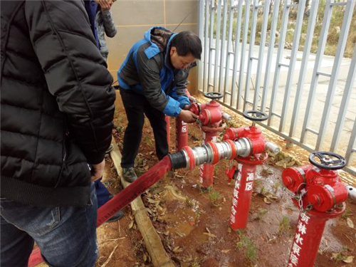 水泵接合器现场图片