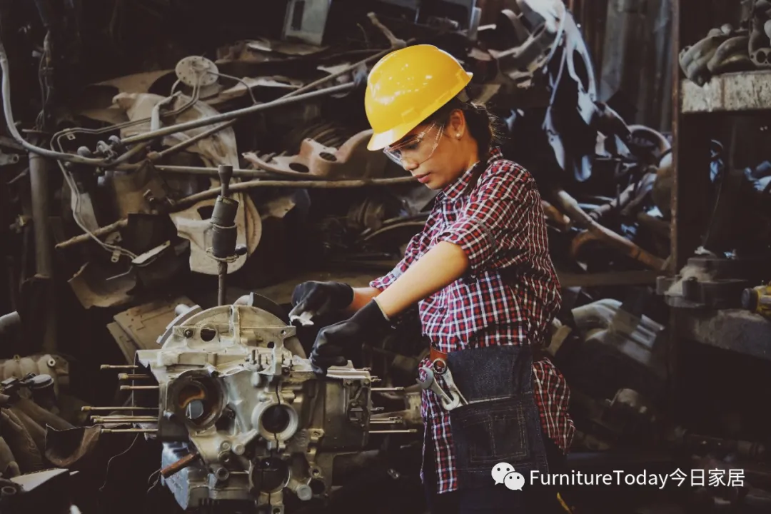 林作新：家具业的未来要让工匠变成操作员