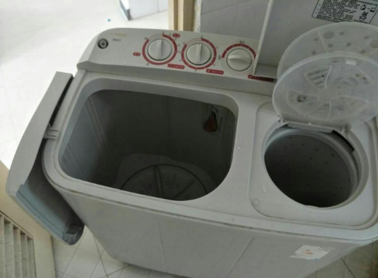 半自动洗衣机不排水怎么修