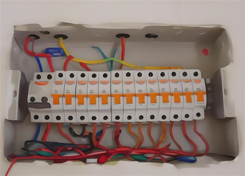 15kw380v用多大的空气开关(图3) 15kw380v用多大的空气开关(图3)